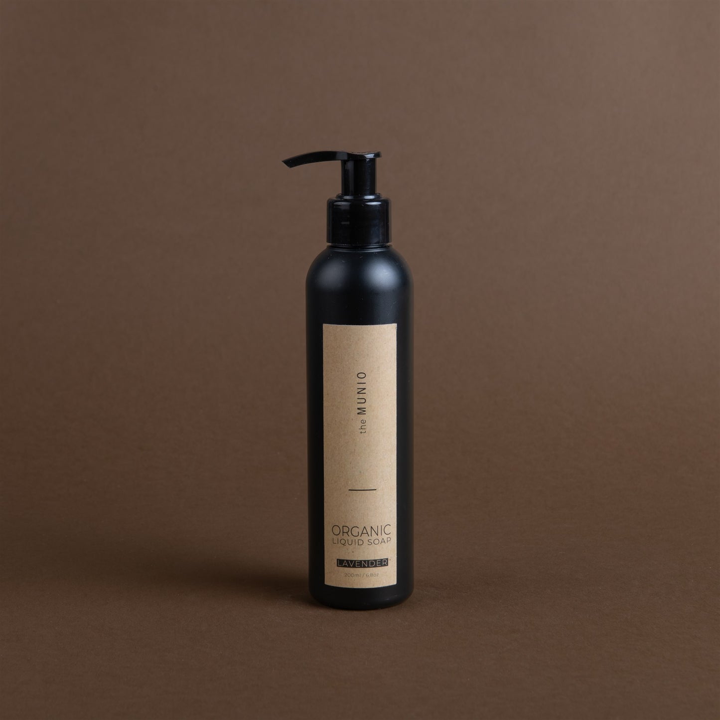 Lavendel Bio-Flüssigseife in 200ml schwarzer Flasche