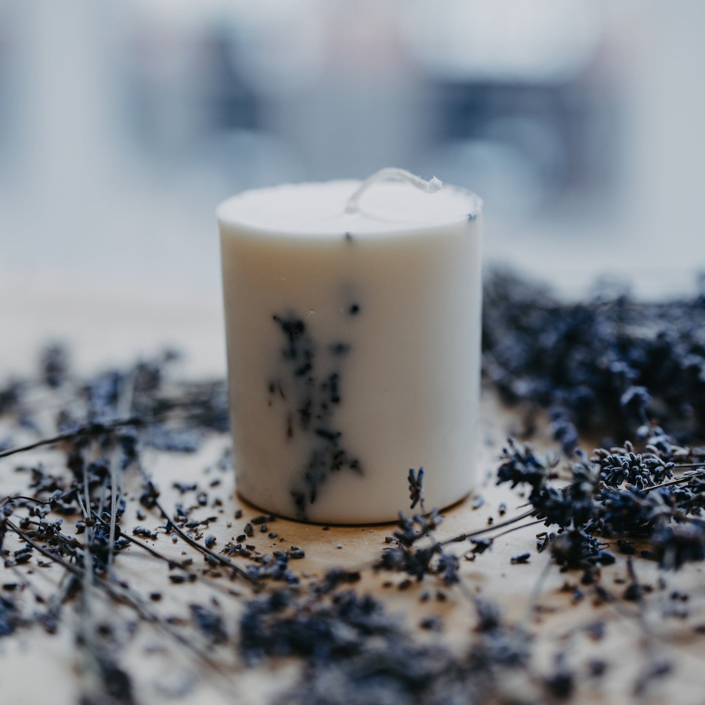 Lavendel Stumpenkerze