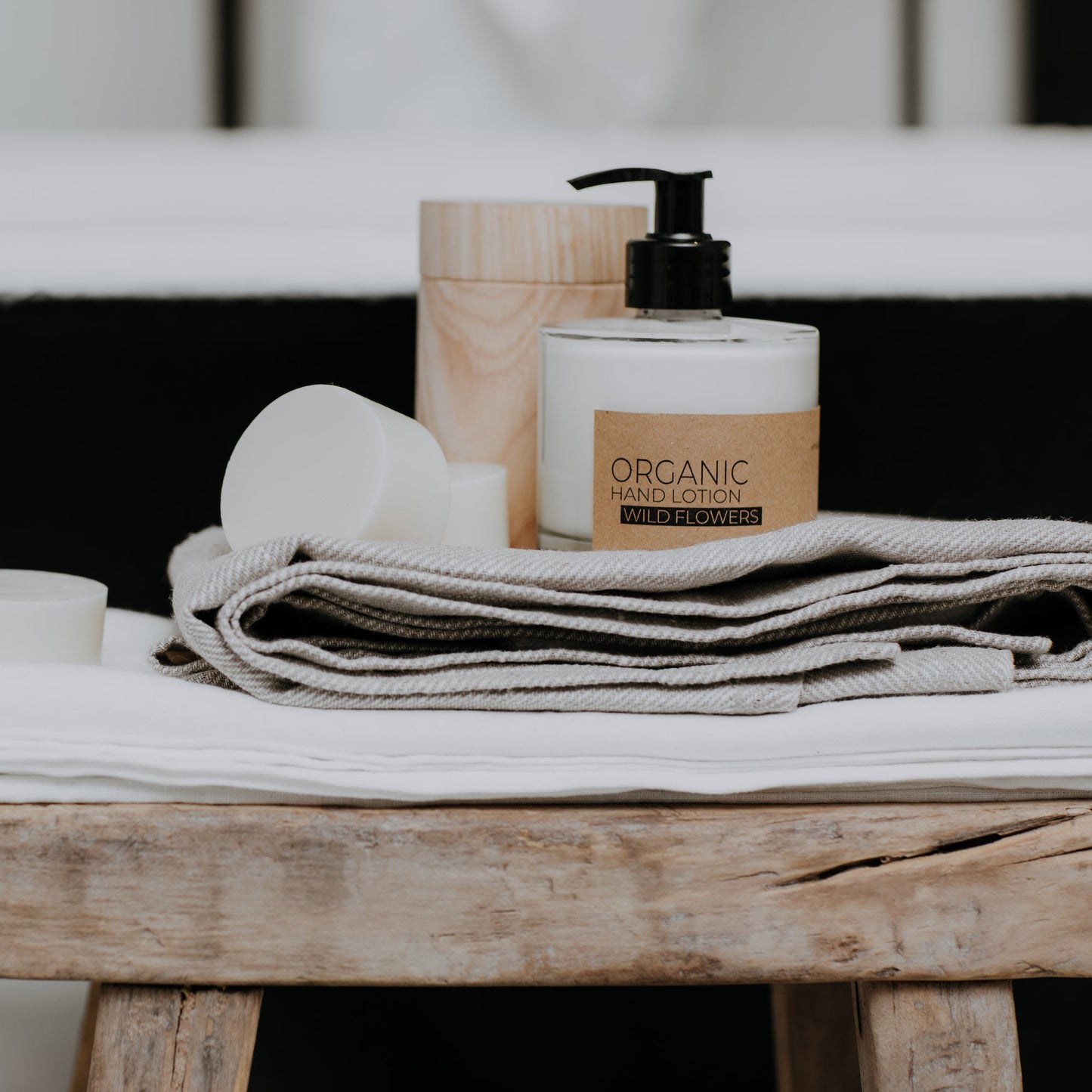 Wildblumen Bio Handlotion in Glasflasche