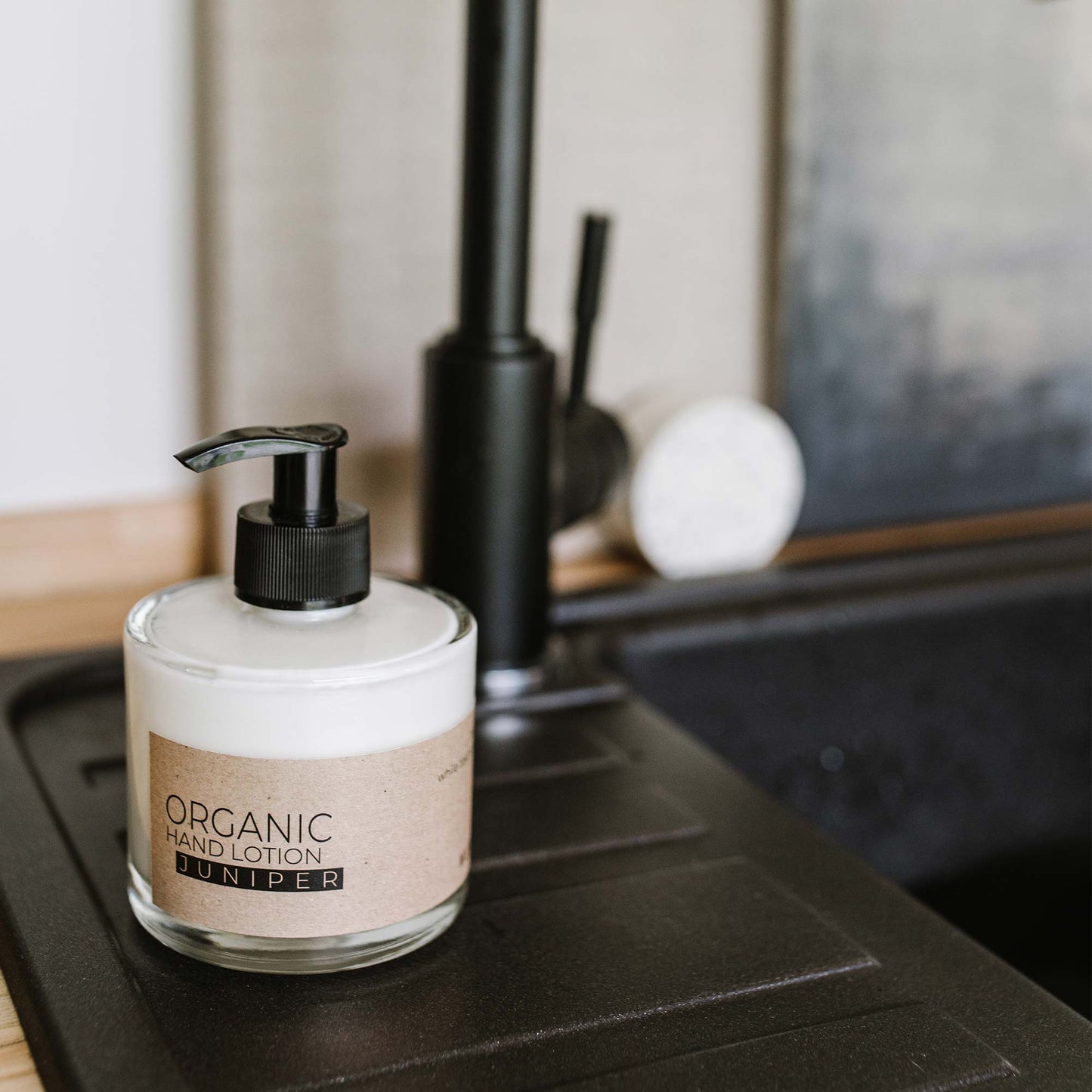 Wacholder Bio Handlotion in Glasflasche