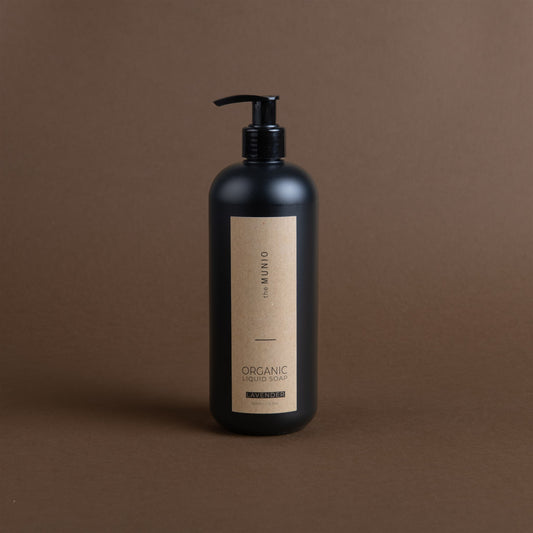 Lavendel Bio-Flüssigseife in 500ml schwarzer Flasche