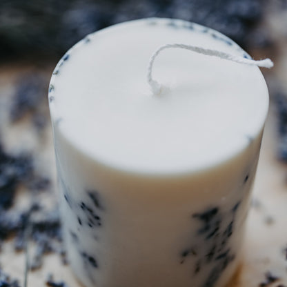 Lavendel Stumpenkerze