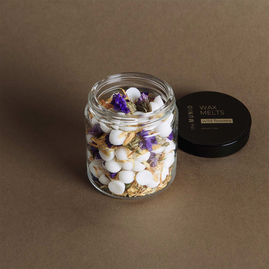 Wildblumen  kleine Washscmelze im Glas